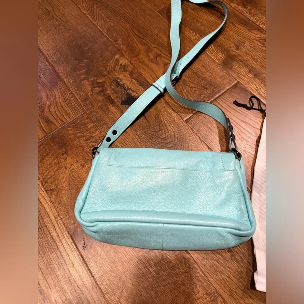Aimee Kestenberg Lovers Lane Convertable Crossbody - rare turquoise!! - Picture 5 of 8
